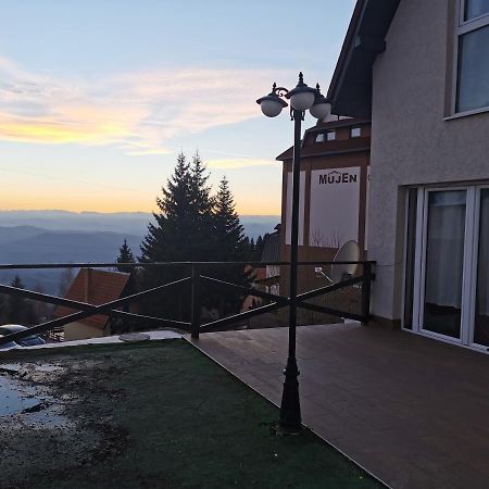 Car 1 Leilighet Kopaonik Eksteriør bilde